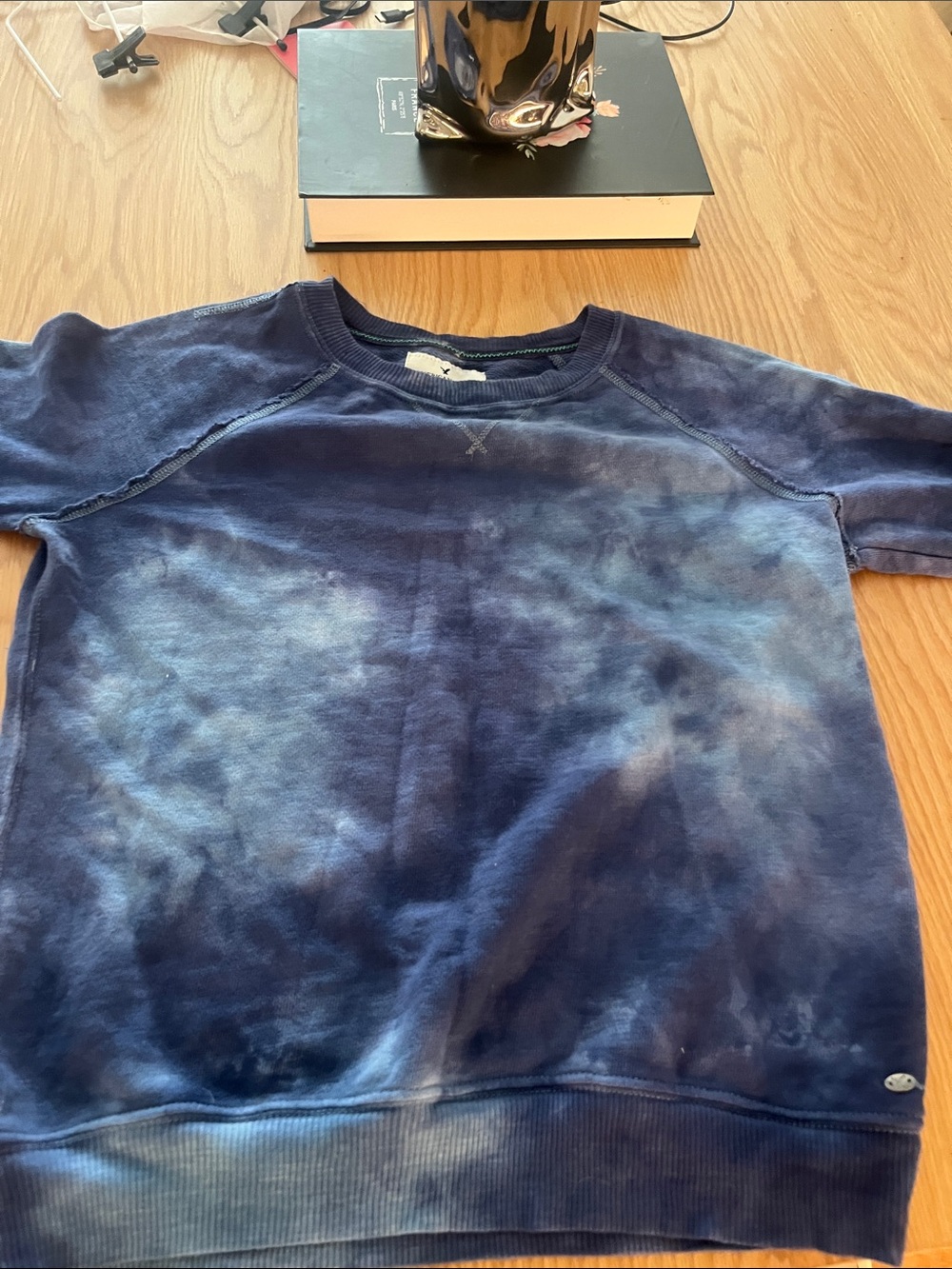 American Eagle Outfitters Blue Navy Tie-Dye Crewneck Sweatshirt